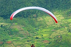 Mùa lễ hội cuối năm, "set kèo" lên Lai Châu trải nghiệm bay dù lượn và khinh khí cầu 