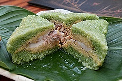 Bánh chưng Hà Nội “bay” vào Sài Gòn, phí 300.000 đồng/kg