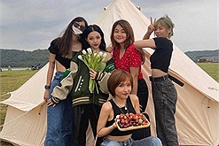 Linh Ngọc Đàm rủ rê hội bạn thân đi picnic hồ Trị An, vừa chill chill vừa có ảnh "nghệ" mang về