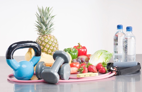 Chế độ ăn lành mạnh cần kết hợp cùng việc sinh hoạt điều độ, tập thể dục thường xuyên