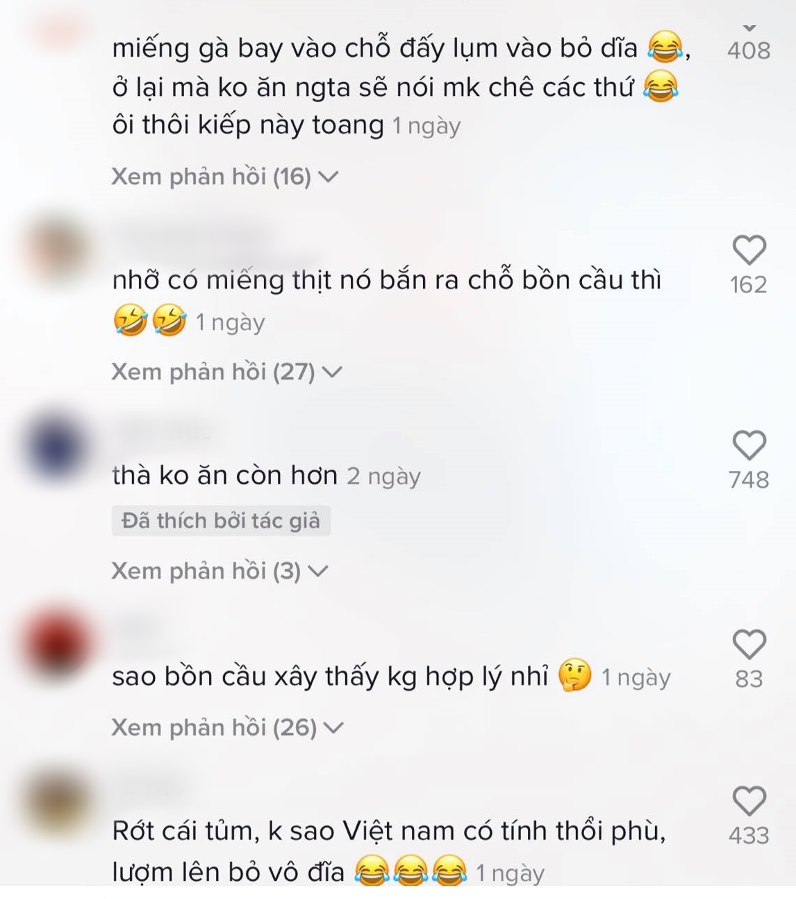 chặt thịt gà trong nhà vệ sinh