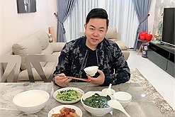 Bữa cơm của Quang Lê toàn món ăn truyền thống Việt Nam dễ làm