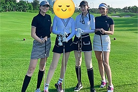 Sao Hương Giang chỉ đi chơi golf trong thời gian ở ẩn thôi mà dân mạng cũng hào hứng khẳng định còn yêu Matt Liu thế này 