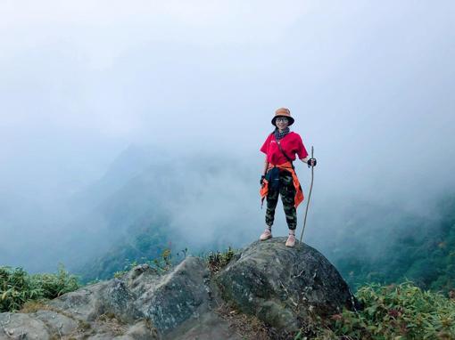 Cô gái trẻ nặng 39kg và hành trình 2 năm chinh phục 15 đỉnh núi ...