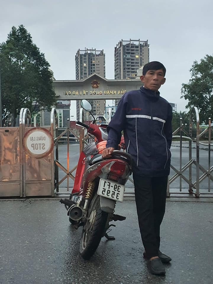 lão nông U60 Đồng Nai 4 lần xuyên Việt bằng xe máy