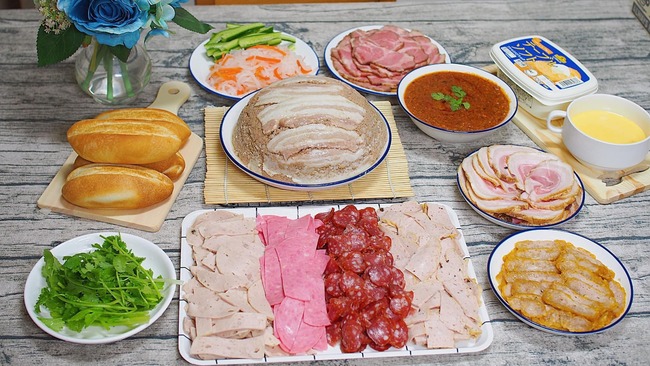 Mùa dịch vào bếp làm bánh mì - quốc hồn quốc túy món ăn ngon Việt Nam 