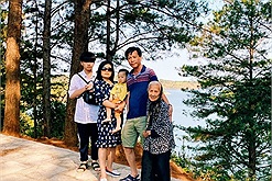 Hành trình đi khắp Việt Nam của gia đình 3 thế hệ: 18 ngày, 40 tỉnh thành, 5000km