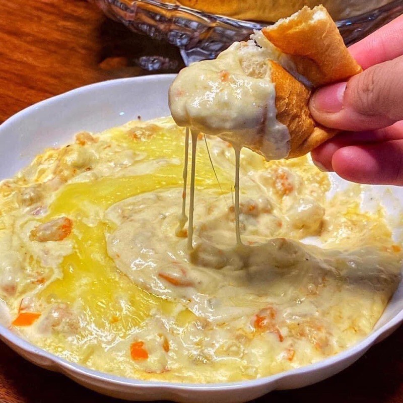 Làm một chảo Tôm oi ngô phô mai quăng quật lò ăn với bánh mỳ bơ tỏi quan trọng đặc biệt đã