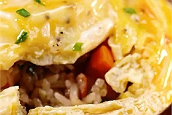 Bí quyết làm cơm cuộn trứng Omurice hình lốc xoáy bao đẹp đẳng cấp food TikToker