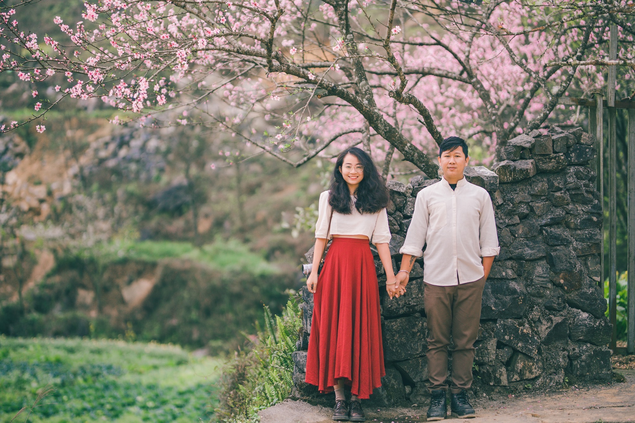 Quen nhau qua mạng xã hội, cặp đôi 4 năm nắm tay đi hết các tỉnh thành Việt Nam thỏa đam mê du lịch cùng nhau