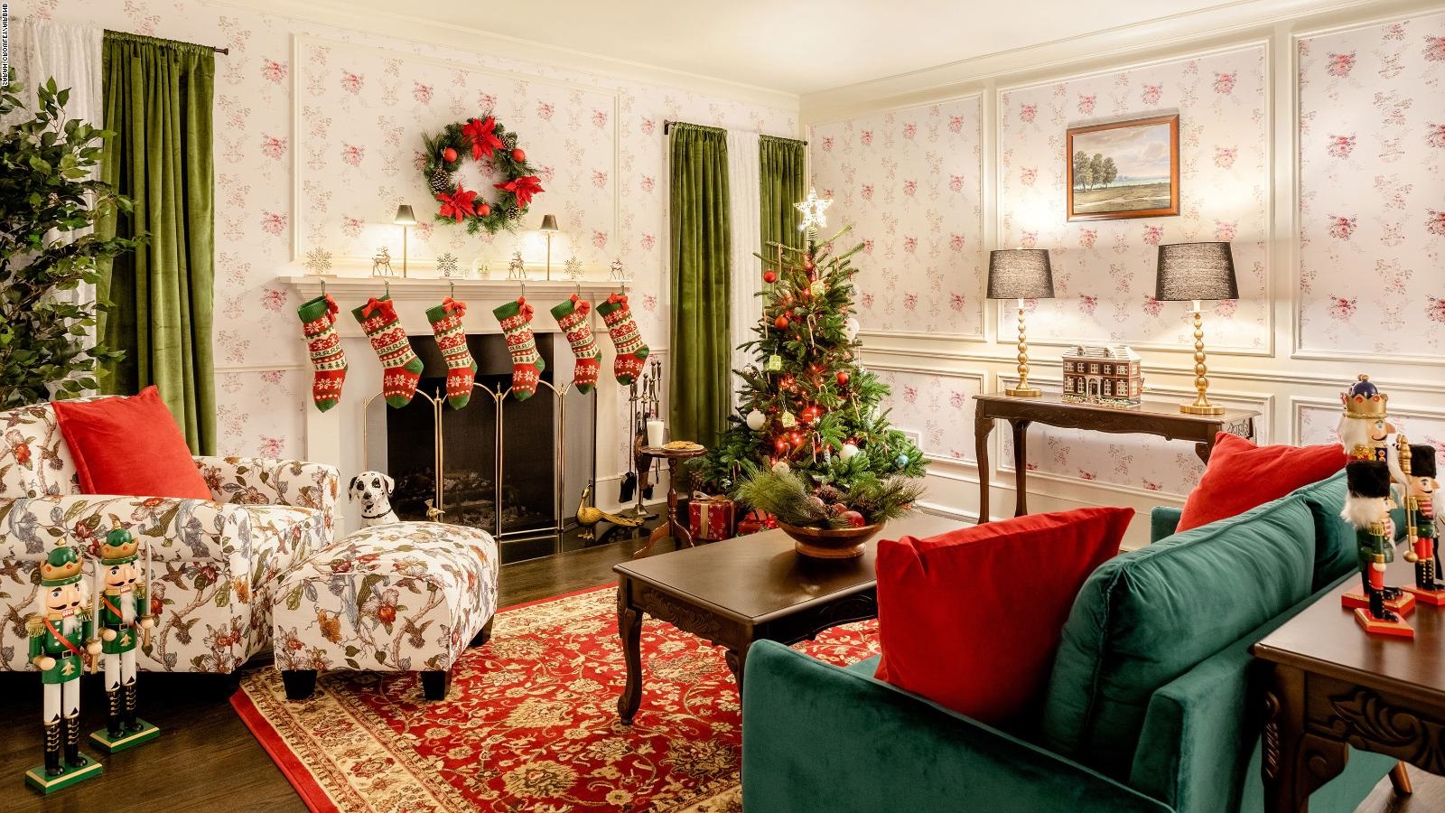 Lần đầu tiên: Ngôi nhà quay “Home Alone” mở cửa cho khách thuê đêm giáng sinh duy nhất, mức giá rẻ bất ngờ!