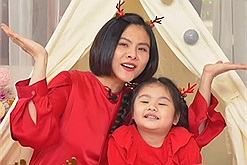 Đón Giáng sinh sớm cùng diễn viên Vân Trang và con gái