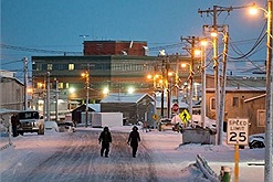 Cuộc sống 66 ngày không thấy ánh mặt trời của người dân Utqiagvik ra sao?