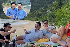 Mới đầu năm, Thái Công và bạn trai kém 17 tuổi đã phát cẩu lương: "chill" trên bãi biển cũng phải tình tứ như này