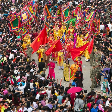 Đến với mùa xuân xứ Lạng ai cũng biết tới lễ hội quy mô khủng bậc nhất trong tháng Giêng: Hội đền Kỳ Cùng - Tả Phủ