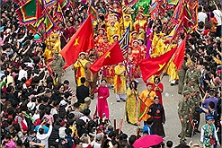 Đến với mùa xuân xứ Lạng ai cũng biết tới lễ hội quy mô khủng bậc nhất trong tháng Giêng: Hội đền Kỳ Cùng - Tả Phủ