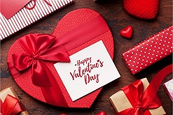 Ngỡ ngàng trước cách kỷ niệm lễ valentine của nhiều nước trên thế giới - Có nơi độc đáo trao thìa thay vì socola cho người yêu!