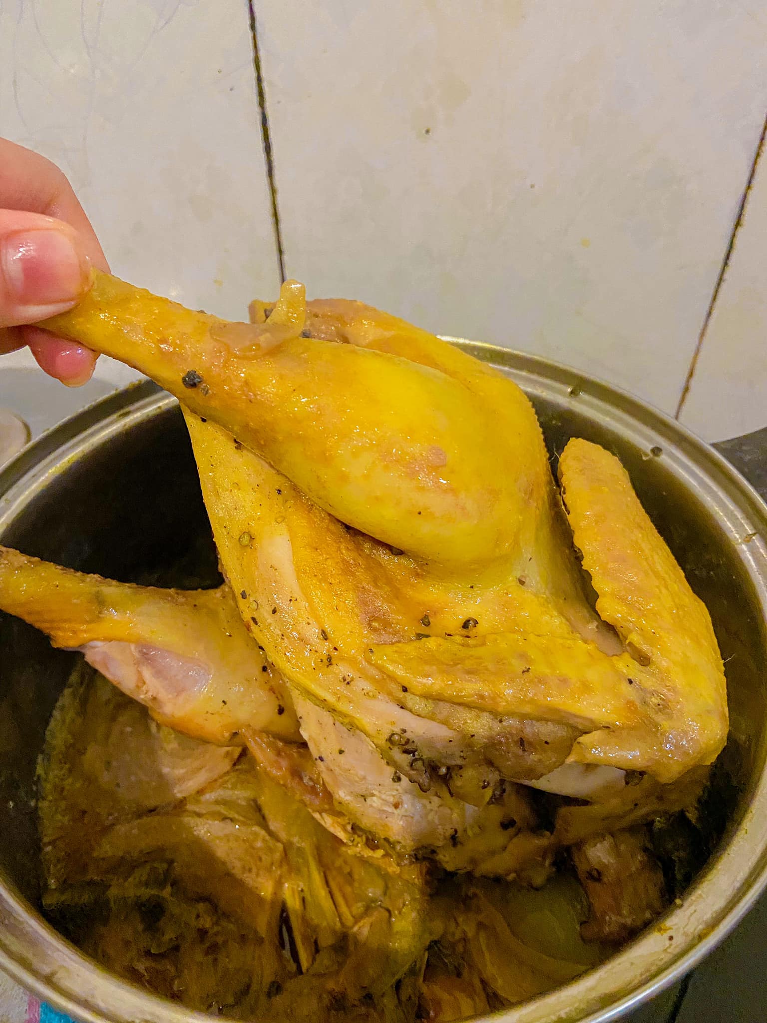 Cách làm món gà ủ muối tiêu
