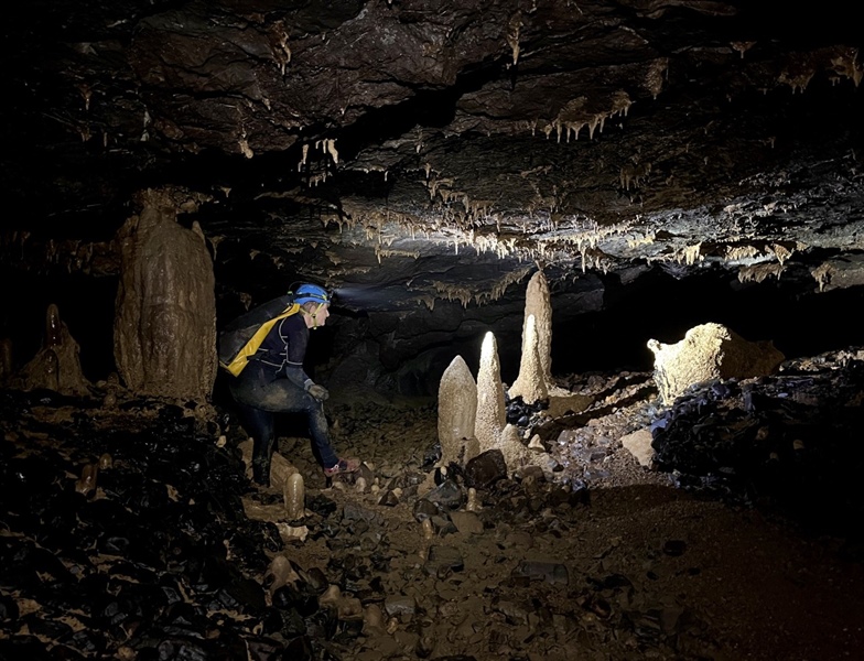 hang động mới phát hiện ở khu vực Sơn Đoòng