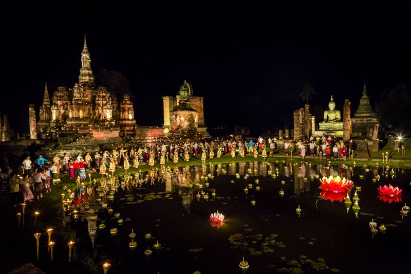 Lễ hội thả hoa đăng thái lan 2023 Loy Krathong