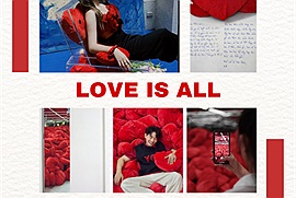 Triển lãm “Love is all” của Trần Quang Đại đang làm mưa làm gió trending Tiktok có gì?