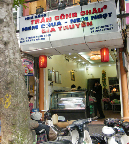 4 địa chỉ mua giò chả cực ngon để ăn Tết tại Hà Nội