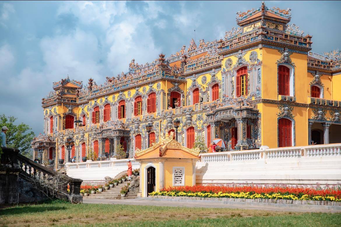 Những đại kiến trúc lung linh của Việt Nam 