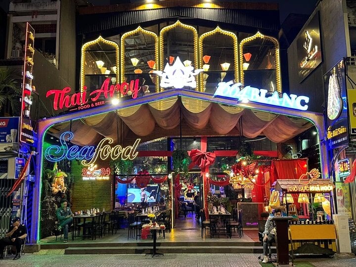 Top 5 nhà hàng Thái  giữa trung tâm Quận 1 (TP.HCM) 