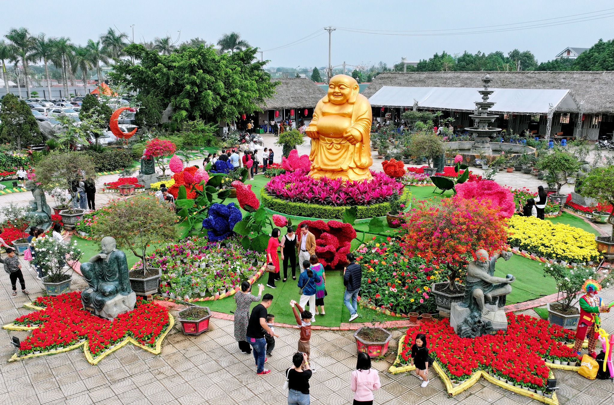 Ngôi chùa có bức tượng Phật A Di Đà lớn nhất Đông Nam Á