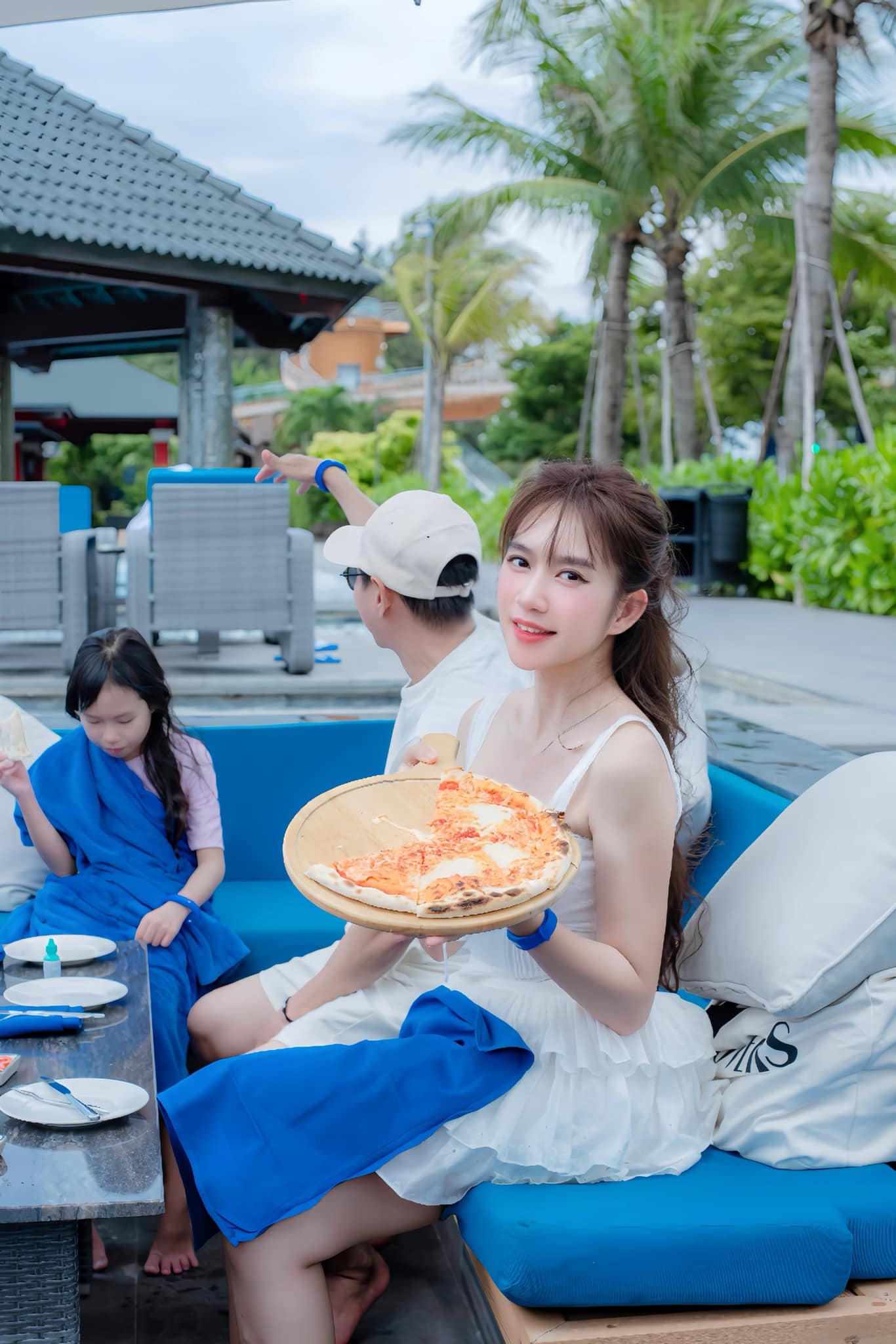 nami beach club hot check-in đà nẵng