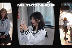 Bạn trẻ phấn khích trải nghiệm tuyến tàu Metro Nhổn - Ga Hà Nội trong 15 ngày đầu miễn phí