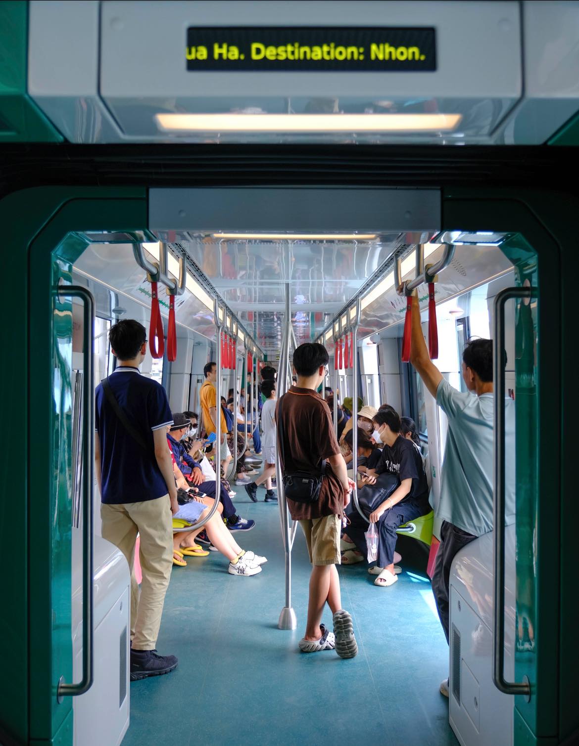 Metro Nhổn - Ga Hà Nội trong 15 ngày đầu miễn phí