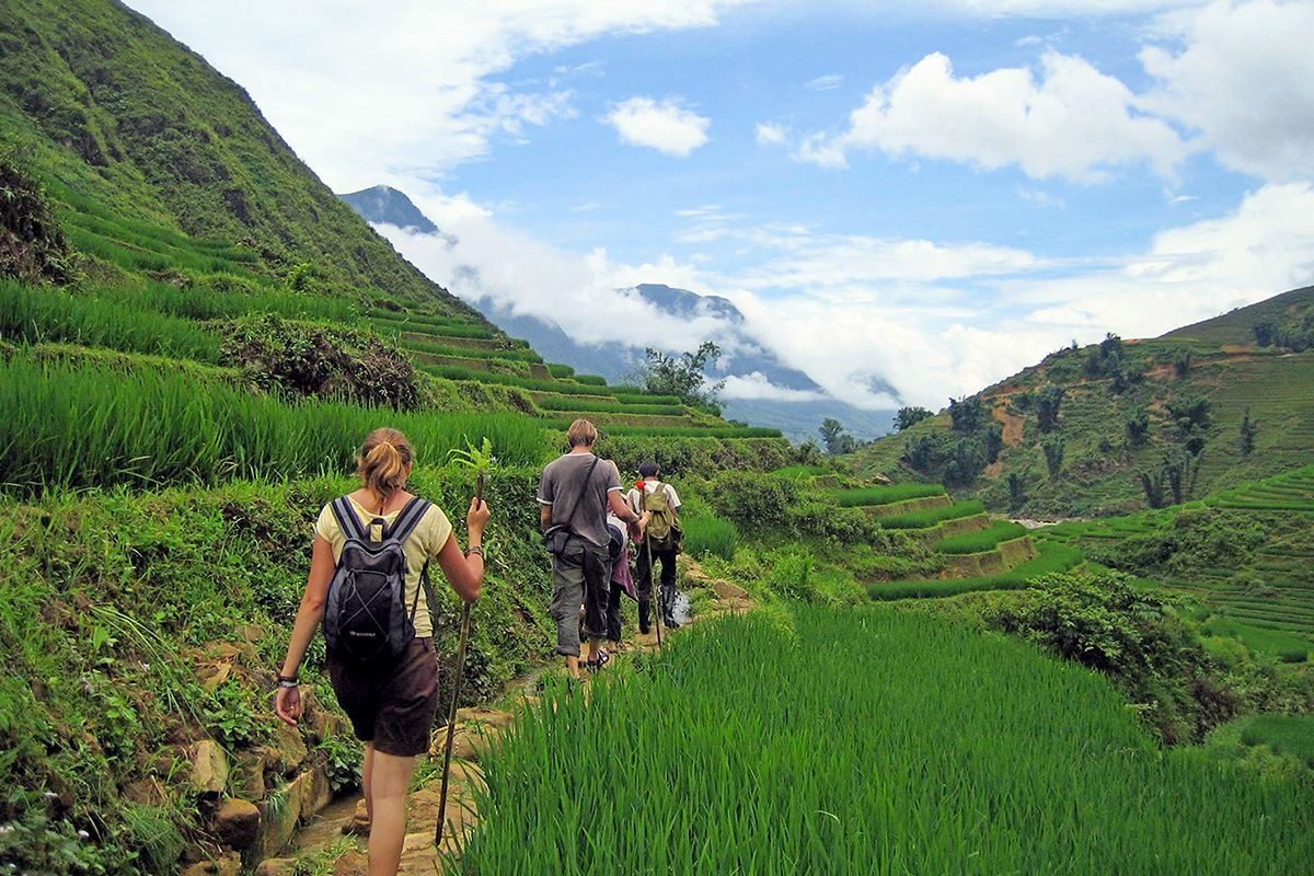 tới bản Ý Linh Hồ để thấy Sa Pa chơi hoài không chán