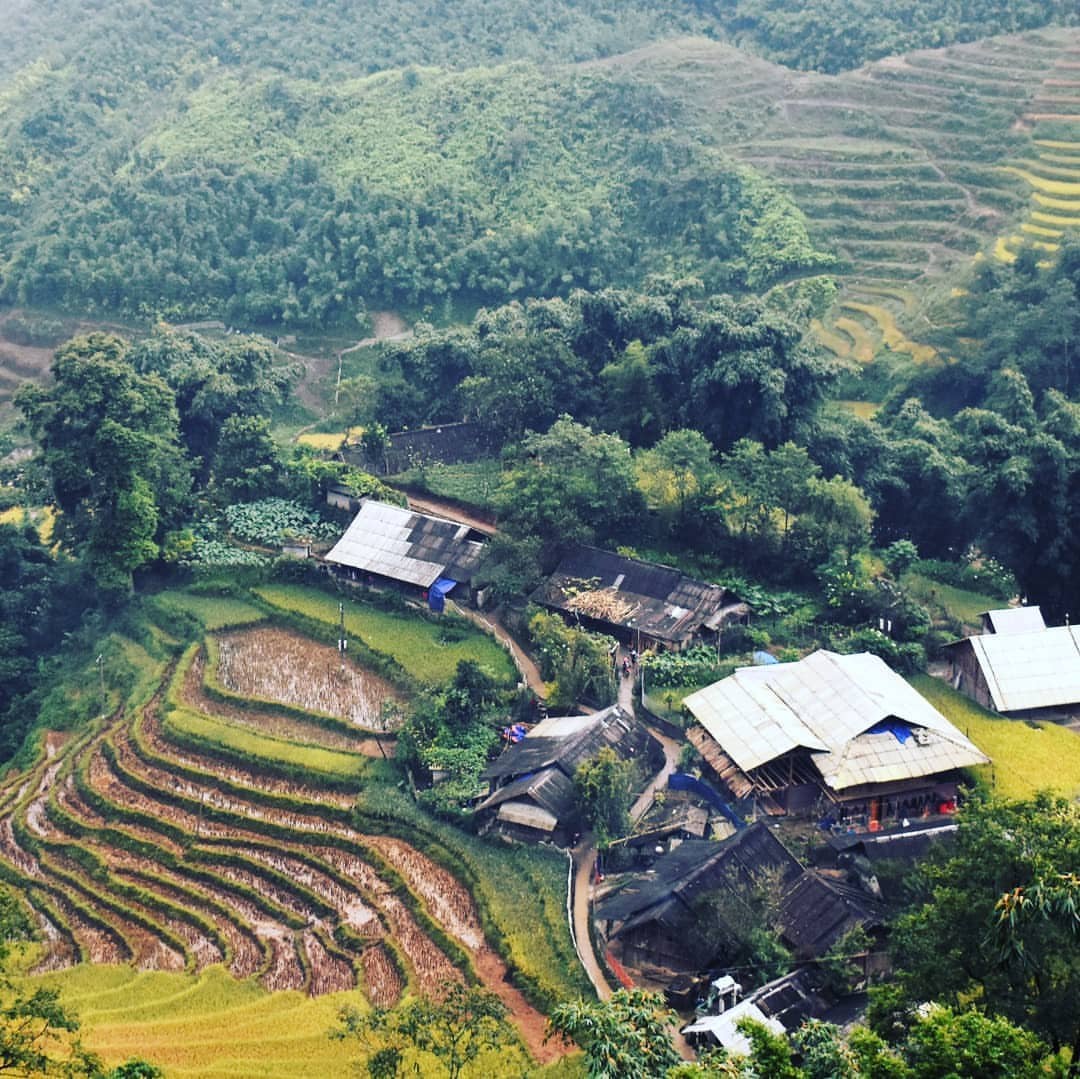 tới bản Ý Linh Hồ để thấy Sa Pa chơi hoài không chán