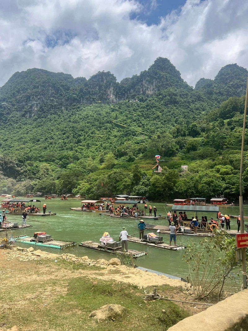 Lịch trình vi vu Cao Bằng 3N2Đ