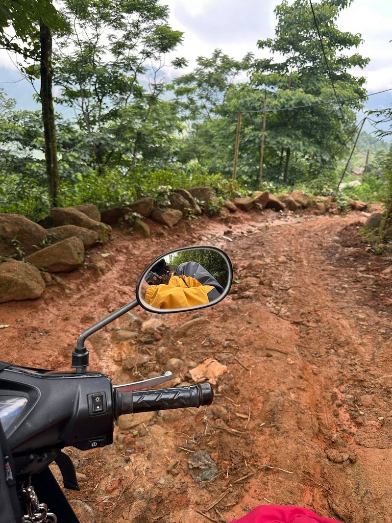 Khám phá thác Háng Tề Chơ