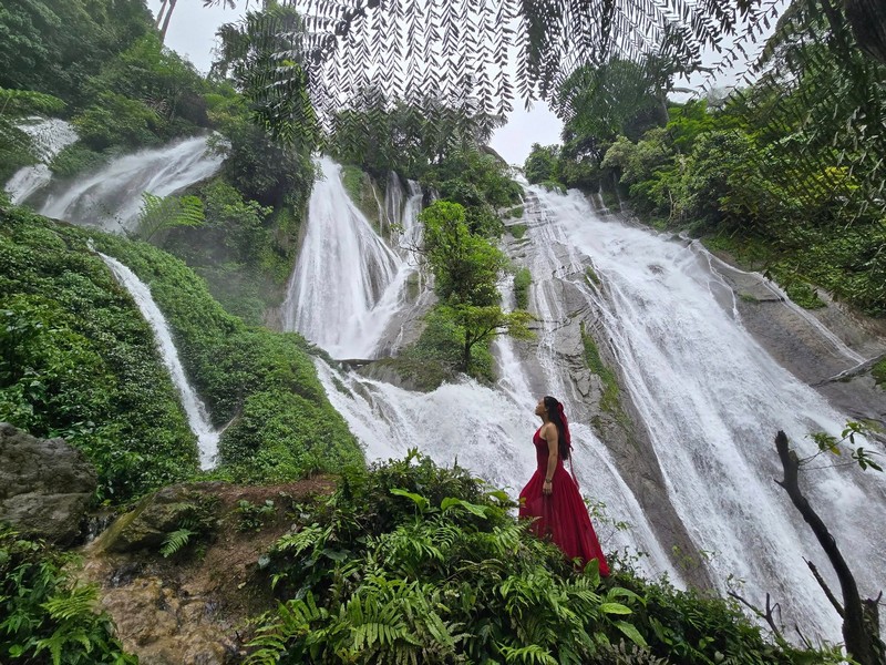 Ngọn thác kỳ vĩ như cảnh thiên đường ở Lai Châu