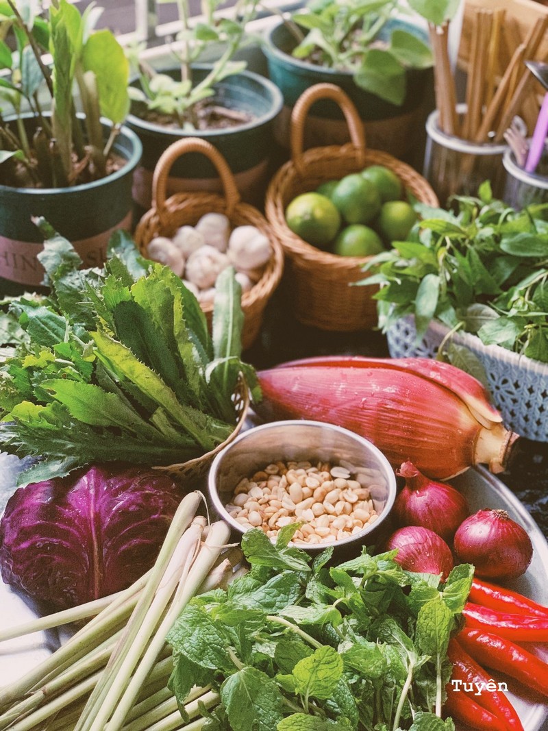 Công thức nộm tai heo hoa chuối