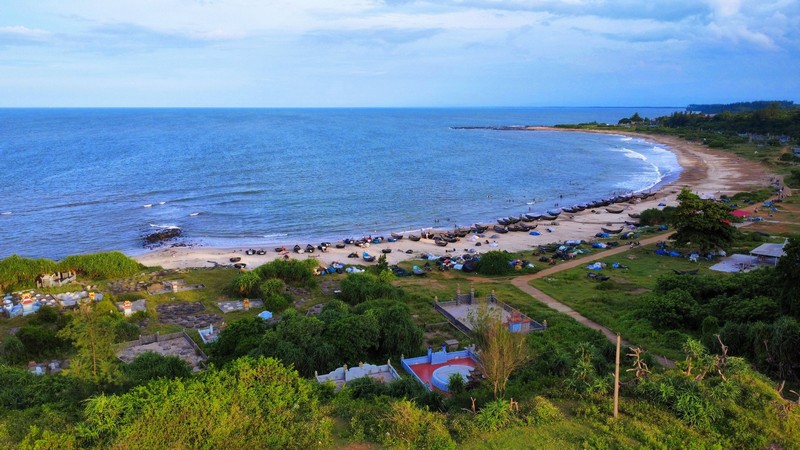 Vẻ đẹp hoang sơ của biển Cửa Tùng