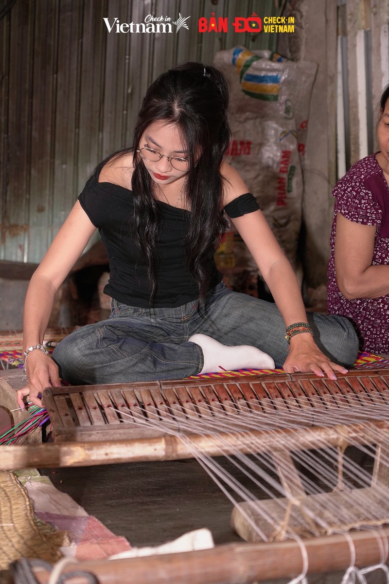 Nghề làm chiếu Cẩm Nê