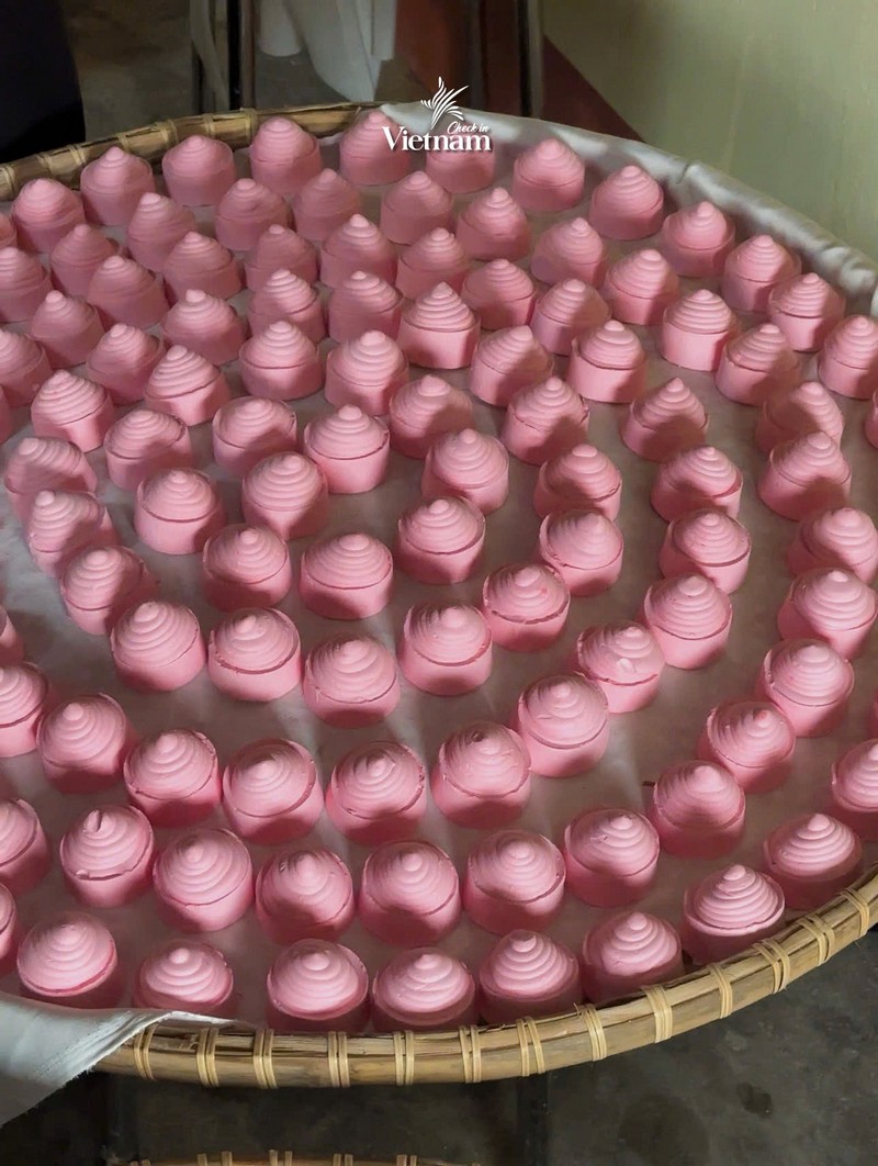 Phấn nụ hoàng cung