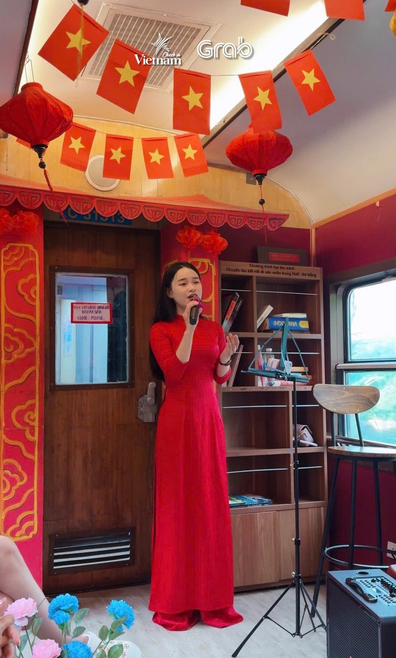 chuyến tàu di sản Huế - Đà Nẵng