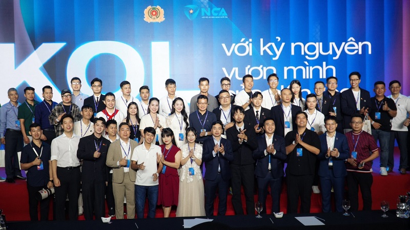 Check in Vietnam tham dự Hội nghị KOL