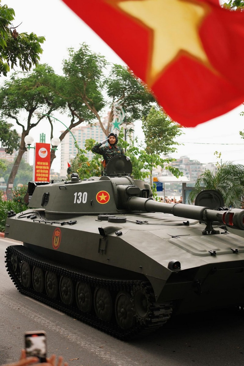 Lễ sơ duyệt diễu binh diễu hành A80