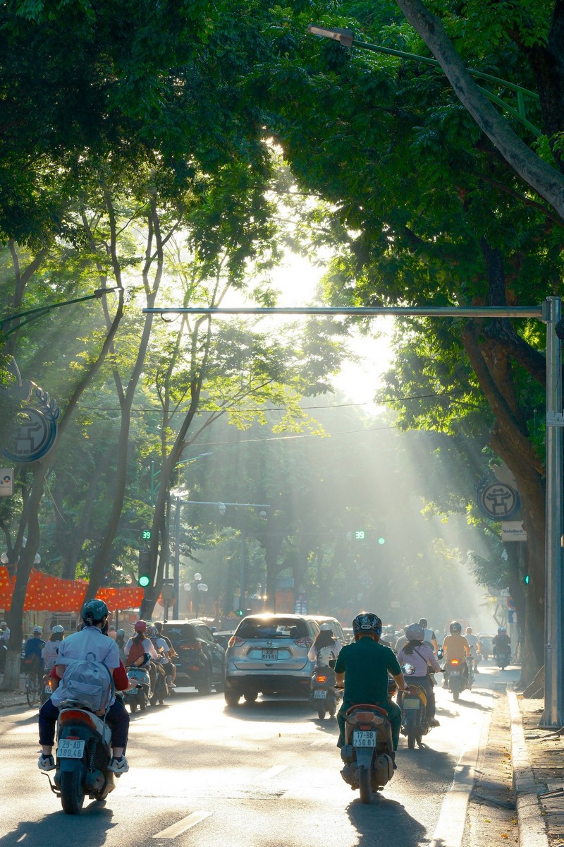 đối lập thời tiết giữa Hà Nội và Sài Gòn