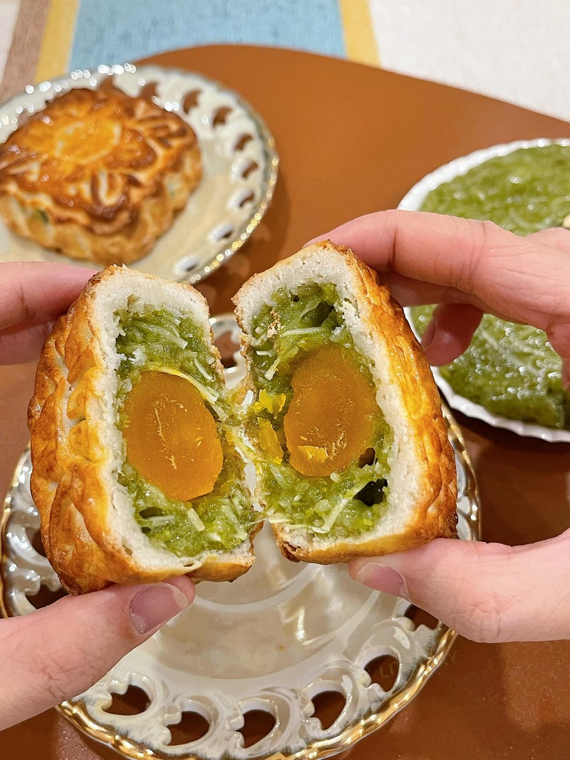 bánh trung thu nhân cốm