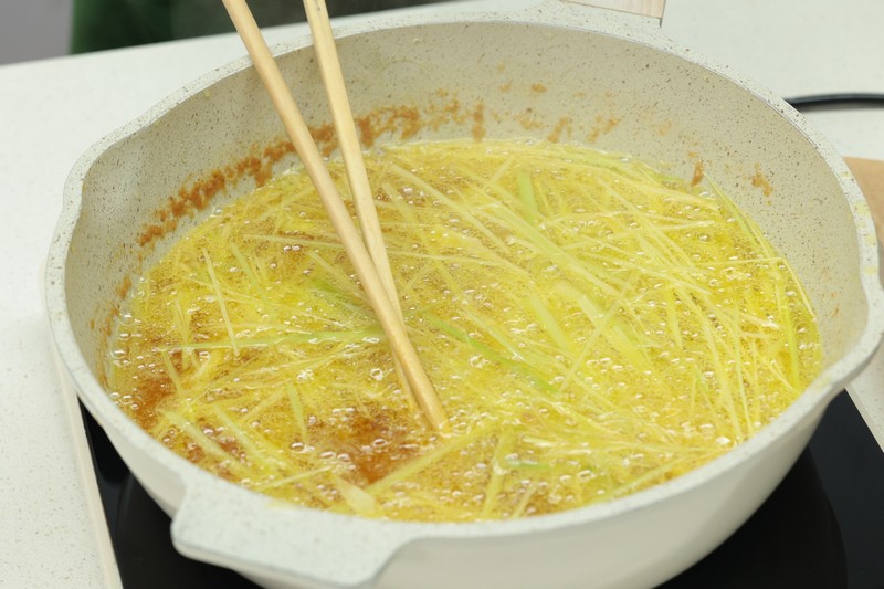 Cách làm món vịt rang riềng