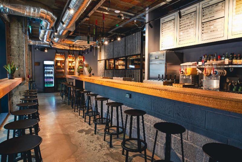 Top 10 quán bar tốt nhất thế giới năm 2025