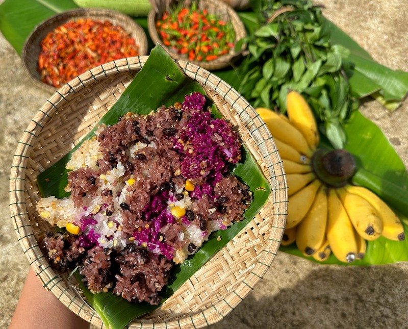 ẩm thực cây nhà lá vườn Tây Nguyên