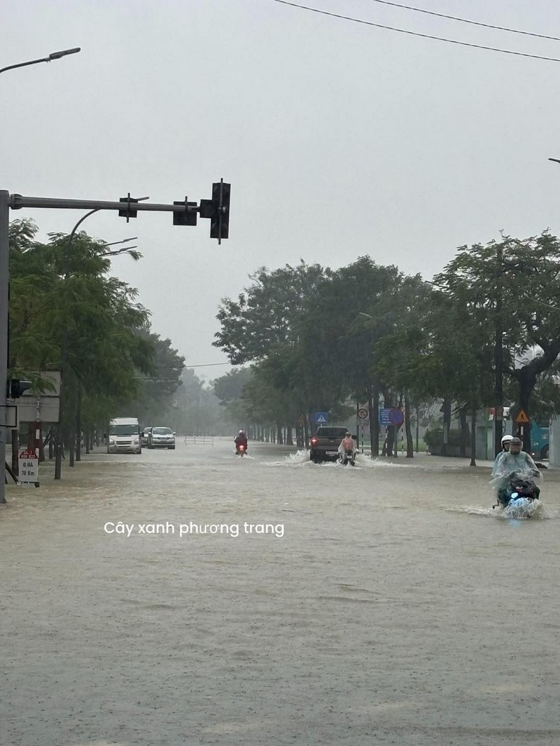Huế và Hội An trong trận lũ đang diễn ra tại miền Trung